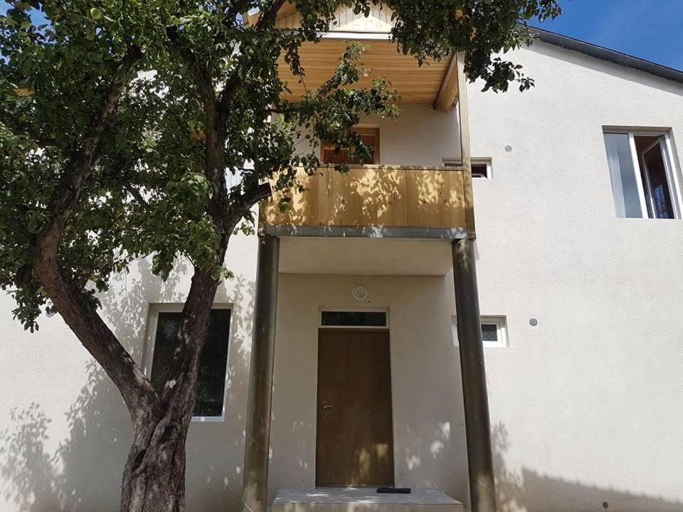 Guesthouse Guram Baba Mestia Exterior photo
